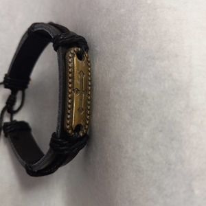 Men's leather bracelet with gold cross one size draw string fit